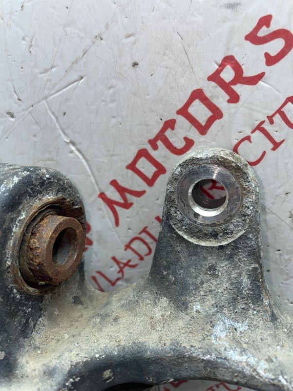 Кулак поворотный, 5500 рублей, Владимир