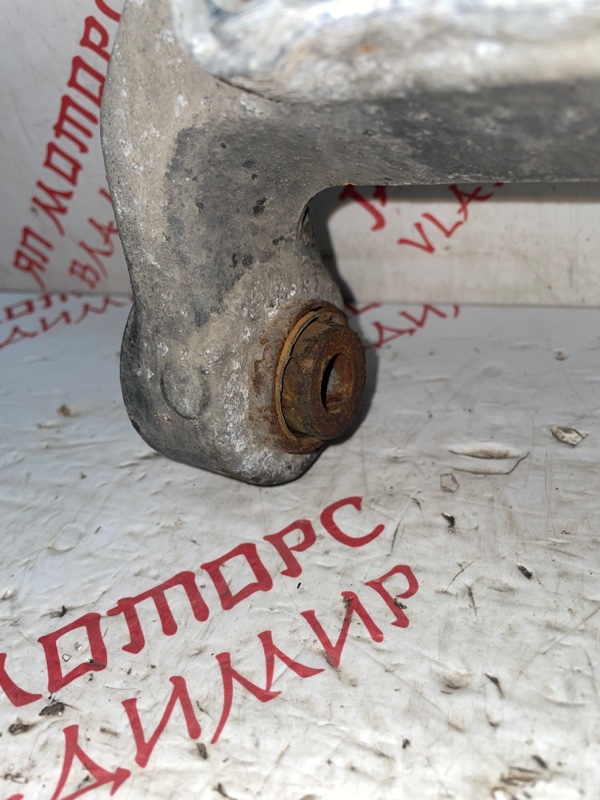 Кулак поворотный, 5500 рублей, Владимир