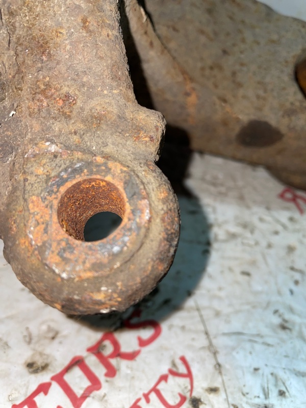 Кулак поворотный, 3000 рублей, Владимир