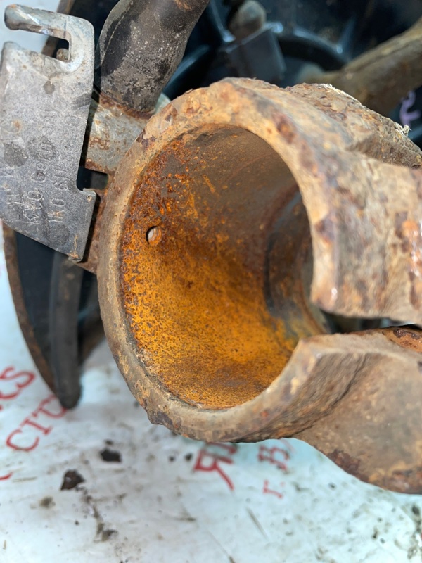 Кулак поворотный, 3000 рублей, Владимир