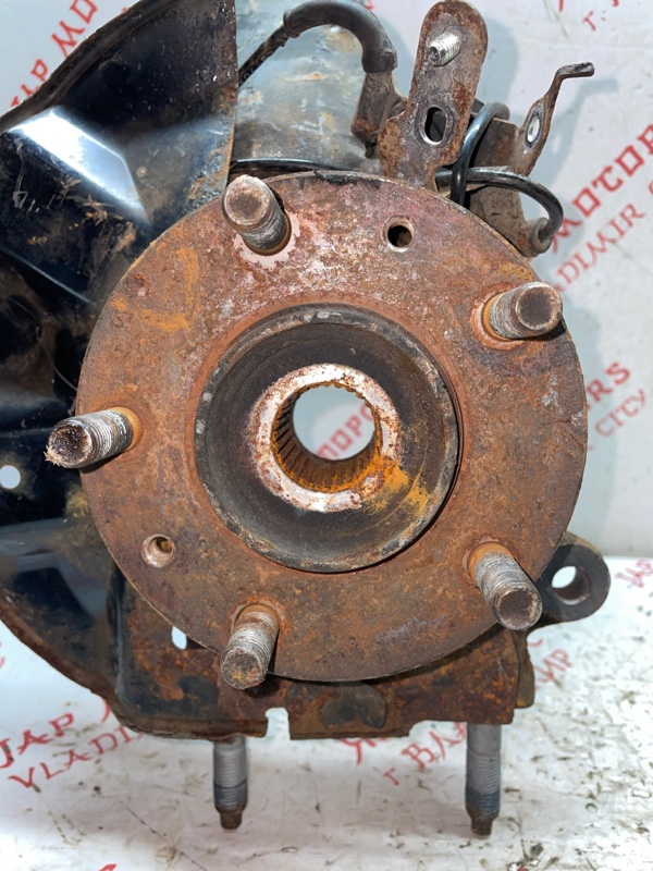 Кулак поворотный, 3000 рублей, Владимир