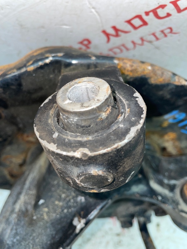 Кулак поворотный, 3500 рублей, Владимир