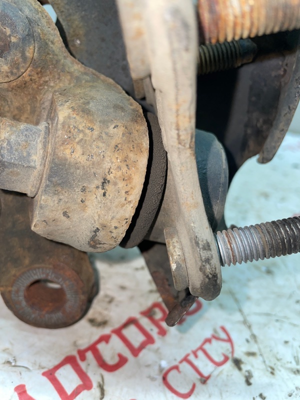 Кулак поворотный, 3500 рублей, Владимир