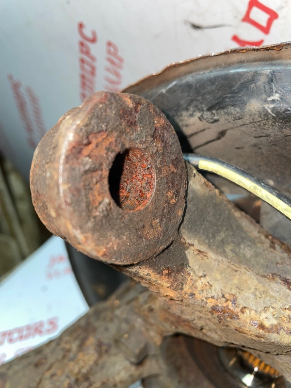 Кулак поворотный, 5500 рублей, Владимир