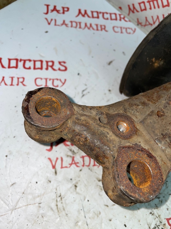 Кулак поворотный, 5500 рублей, Владимир