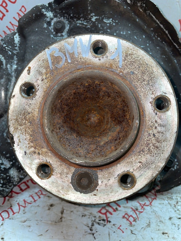 Кулак поворотный, 2000 рублей, Владимир