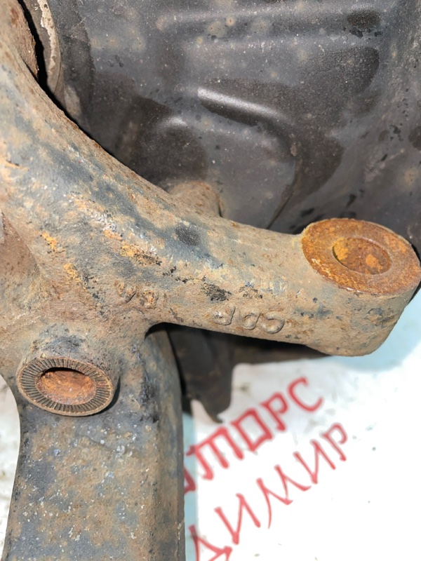 Кулак поворотный, 3500 рублей, Владимир