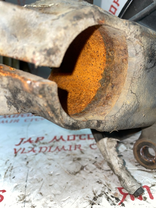 Кулак поворотный, 3500 рублей, Владимир