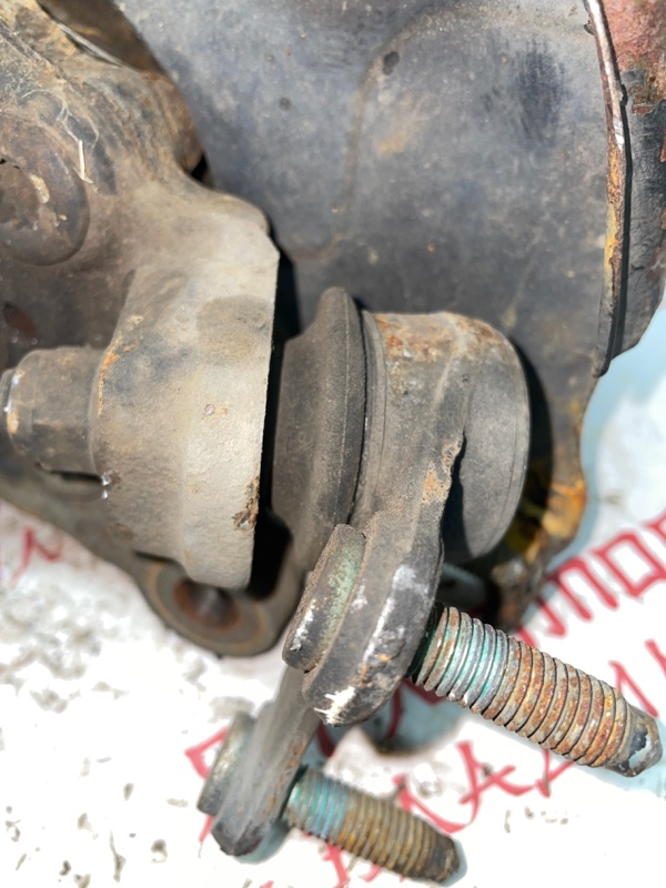 Кулак поворотный, 3500 рублей, Владимир