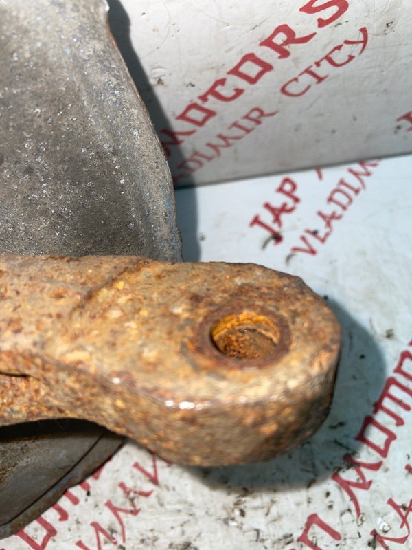 Кулак поворотный, 1500 рублей, Владимир