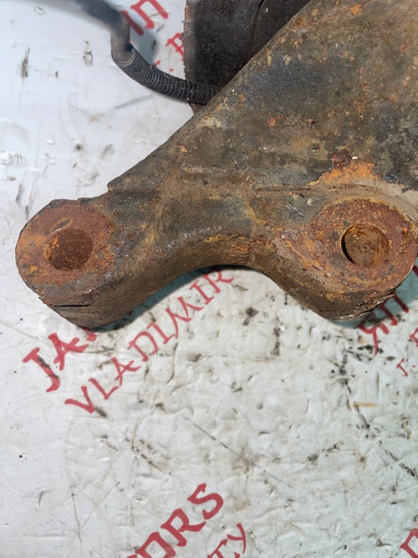 Кулак поворотный, 2500 рублей, Владимир