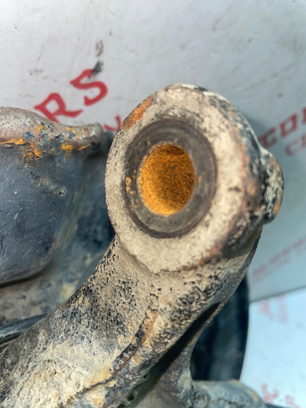 Кулак поворотный, 3000 рублей, Владимир