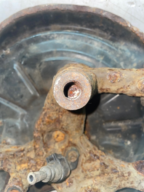 Кулак поворотный, 2500 рублей, Владимир