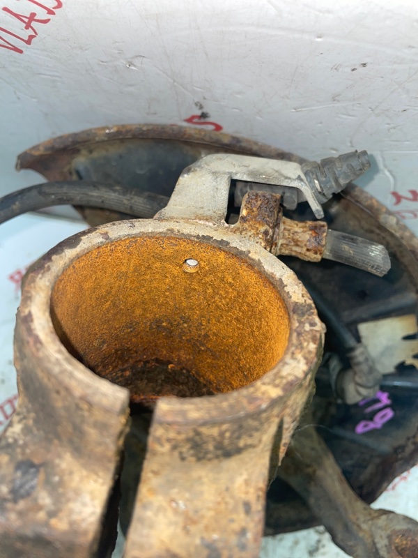 Кулак поворотный, 4000 рублей, Владимир