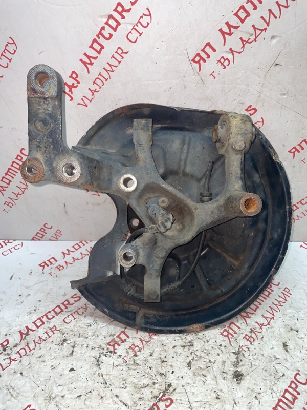 Кулак поворотный, 3500 рублей, Владимир