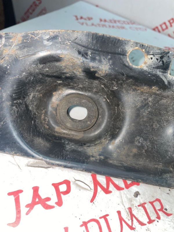 Крепление радиатора, 1000 рублей, Владимир