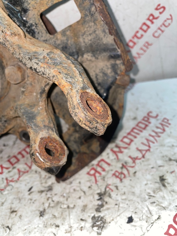 Кулак поворотный, 3000 рублей, Владимир