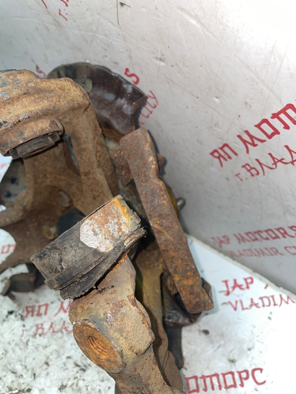 Кулак поворотный, 3000 рублей, Владимир