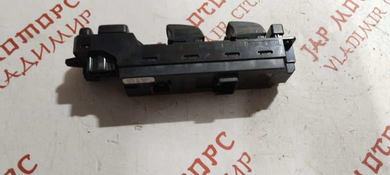 Блок управления стеклоподъемниками, 2000 рублей, Владимир