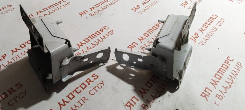 Крепление бампера, 1000 рублей, Владимир