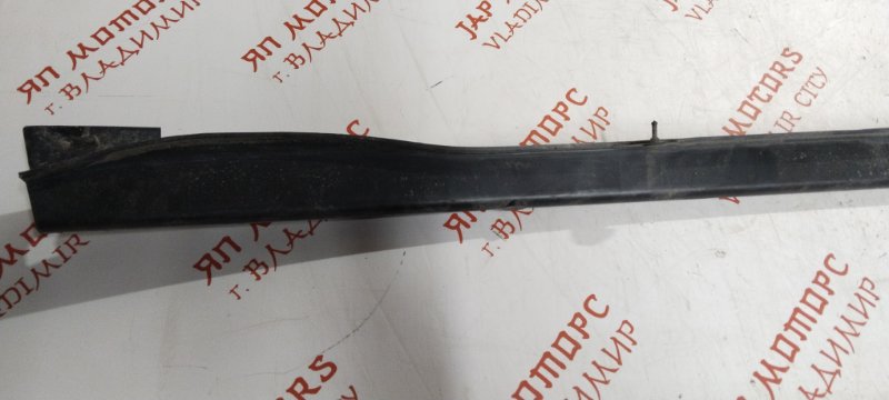 Усилитель бампера, 1000 рублей, Владимир