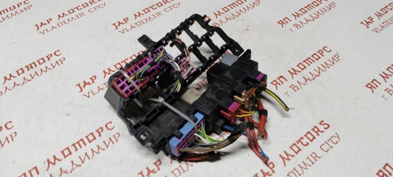 Блок предохранителей под капот, 2000 рублей, Владимир