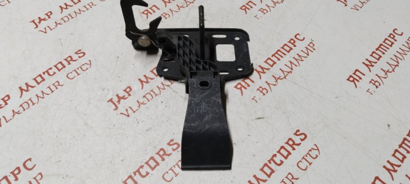 Замок капота, 2000 рублей, Владимир