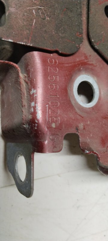 Кронштейн крыла, 1500 рублей, Владимир