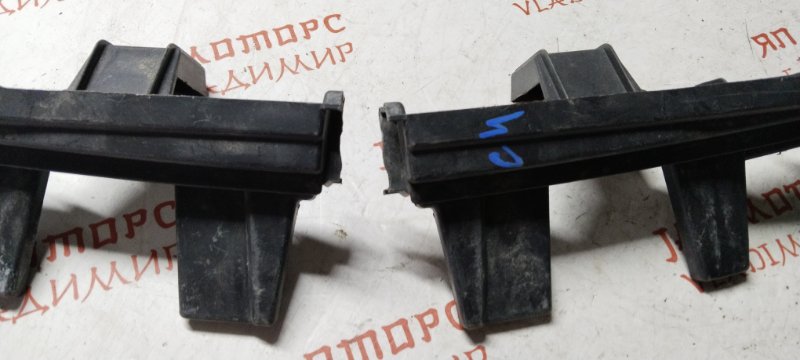 Крепление бампера, 500 рублей, Владимир