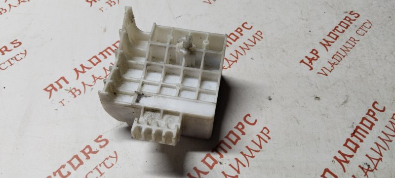 Крепление бампера, 1000 рублей, Владимир