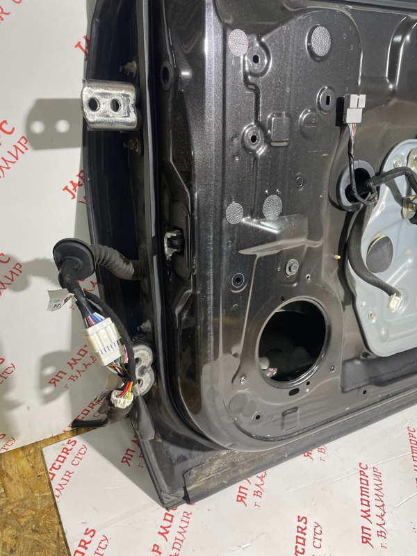 Дверь боковая, 15000 рублей, Владимир