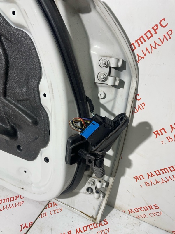 Дверь боковая, 12000 рублей, Владимир