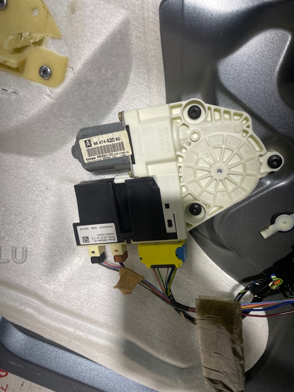 Дверь боковая, 11000 рублей, Владимир