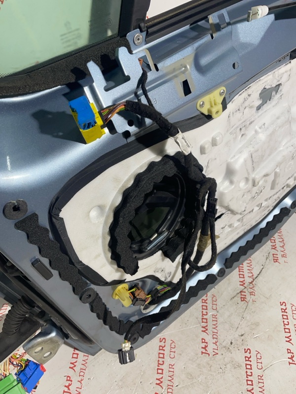 Дверь боковая, 11000 рублей, Владимир