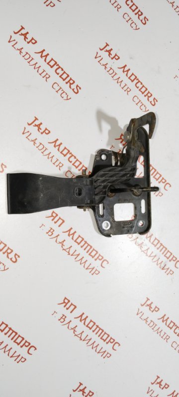 Замок капота, 2000 рублей, Владимир