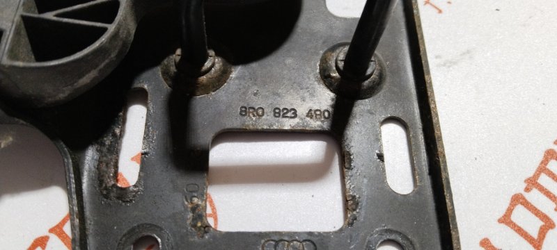 Замок капота, 2000 рублей, Владимир