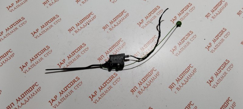 Замок лючка бензобака, 1000 рублей, Владимир