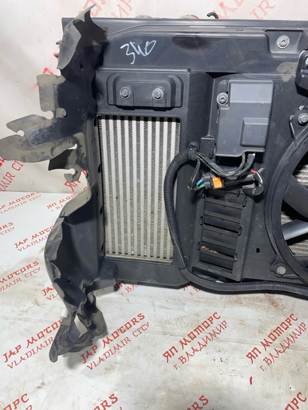 Рамка радиатора, 9000 рублей, Владимир