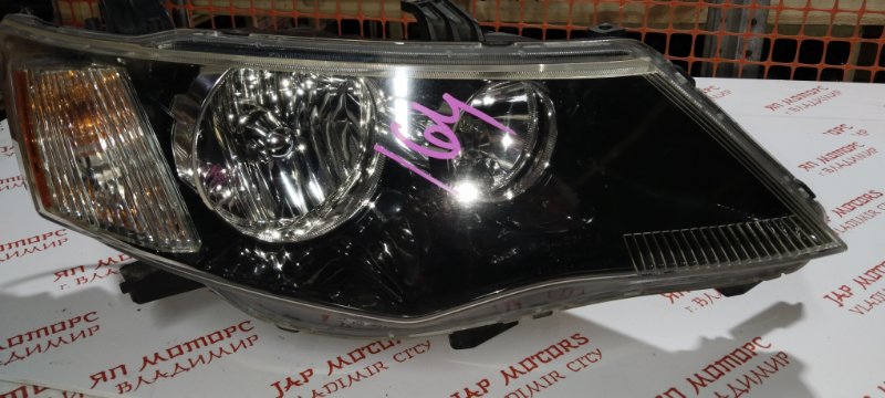 Фара ксеноновая, 11000 рублей, Владимир