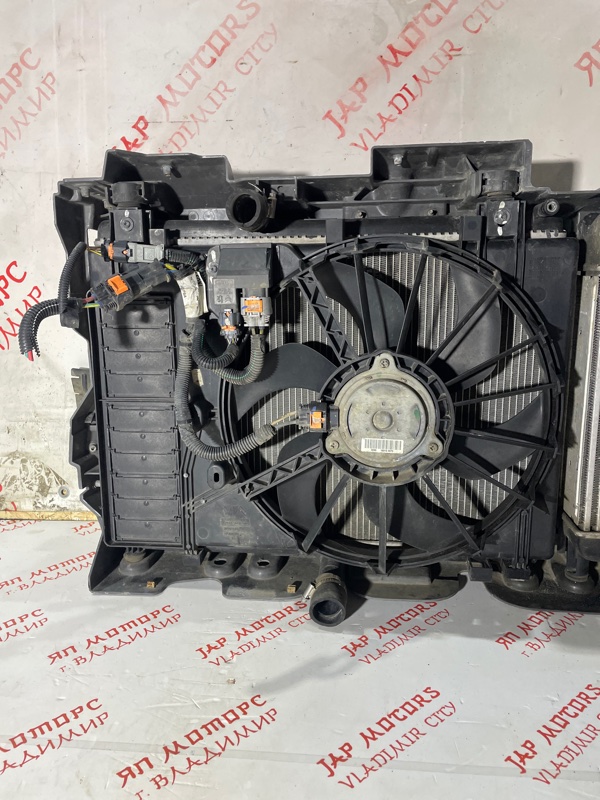 Рамка радиатора, 12000 рублей, Владимир