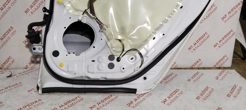 Дверь боковая, 14000 рублей, Владимир