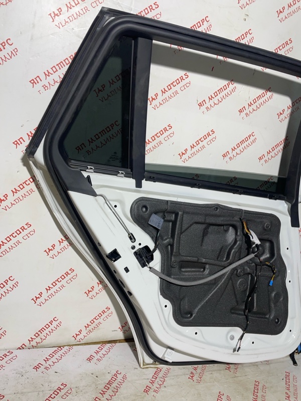 Дверь боковая, 10000 рублей, Владимир