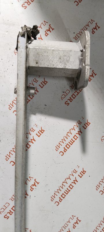 Усилитель бампера, 4000 рублей, Владимир