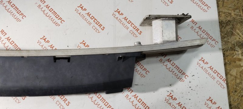 Усилитель бампера, 4000 рублей, Владимир