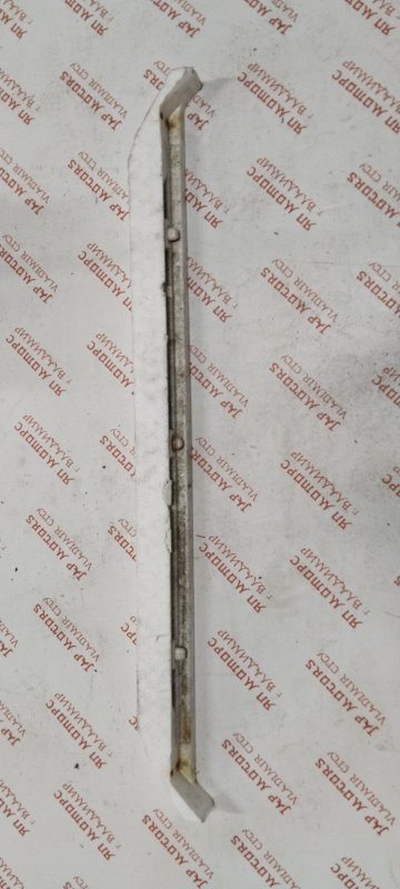 Усилитель бампера, 1000 рублей, Владимир