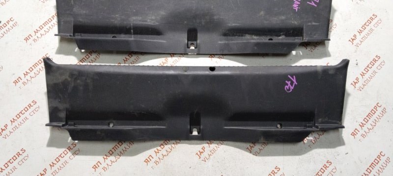 Накладка замка багажника, 1000 рублей, Владимир