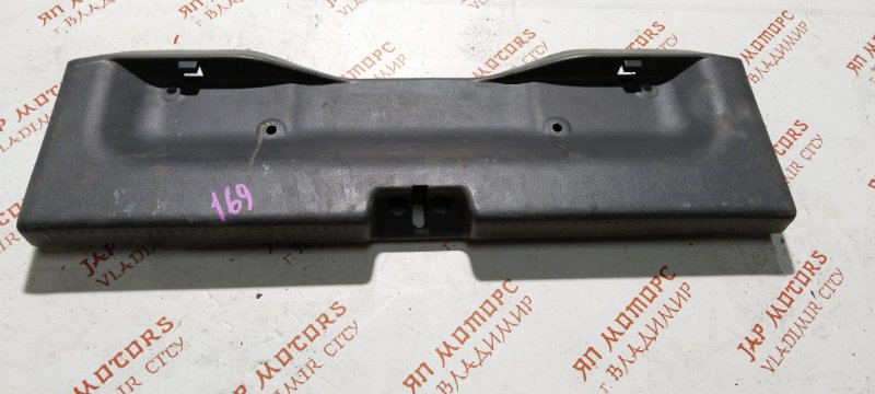 Накладка замка багажника, 1000 рублей, Владимир