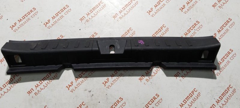 Накладка замка багажника, 2000 рублей, Владимир