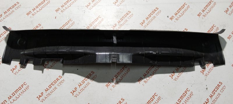 Накладка замка багажника, 1500 рублей, Владимир