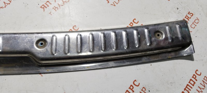 Накладка замка багажника, 3000 рублей, Владимир